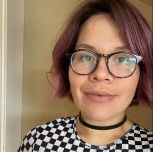 Meet your Posher, Elna